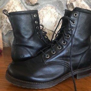 FRYE Veronica Combat Boots 6.5